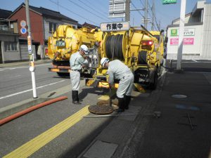 高圧洗浄車